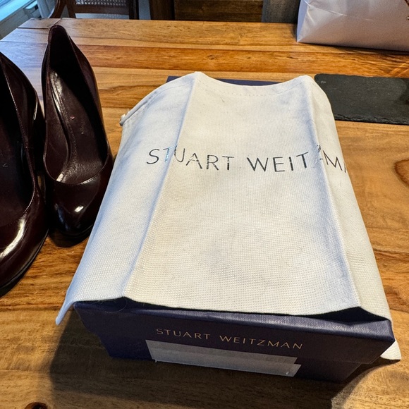 Stuart Weitzman - Burgundy’s block heels - Picture 2 of 5